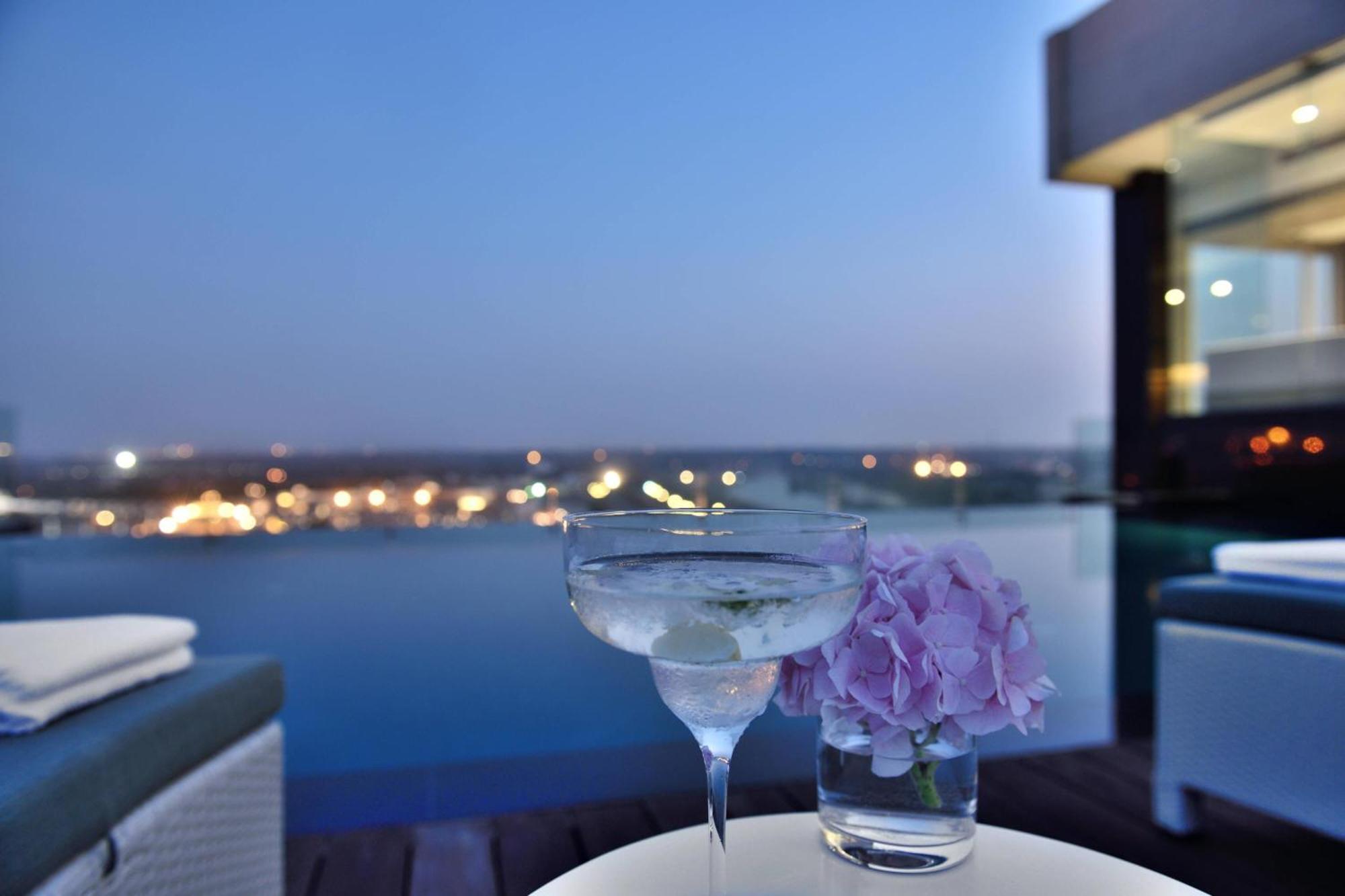 Renaissance Lucknow Hotel, Gomti Nagar Dış mekan fotoğraf